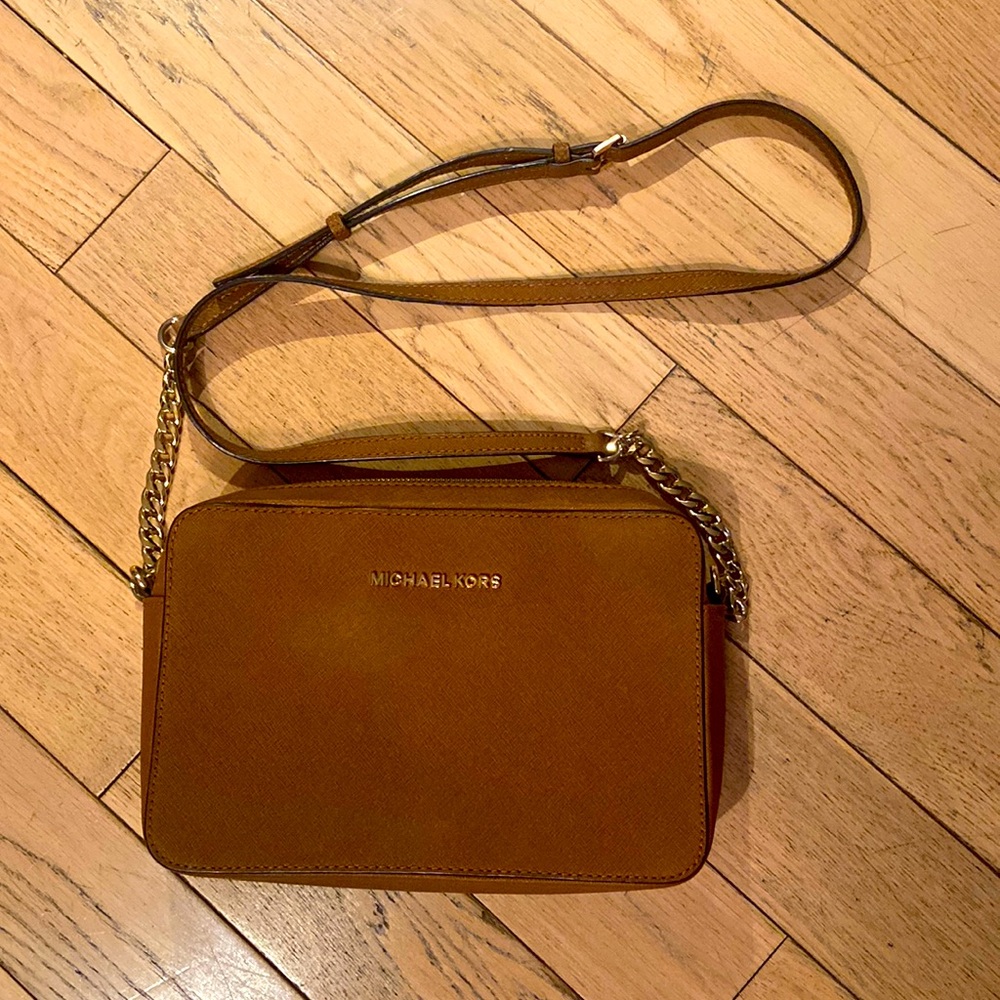 Michael Kors Jet Set Saffiano Crossbody Bag